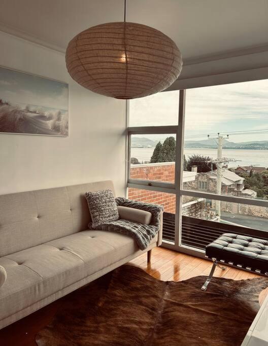 The Tassie - Luxury With Panoramic Water Views Villa Hobart Buitenkant foto