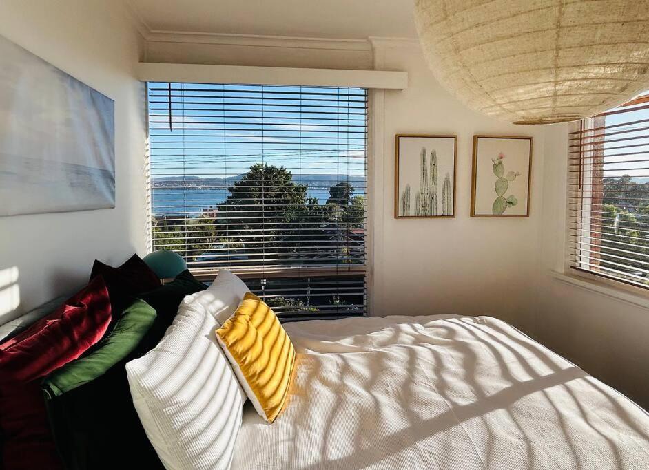 The Tassie - Luxury With Panoramic Water Views Villa Hobart Buitenkant foto